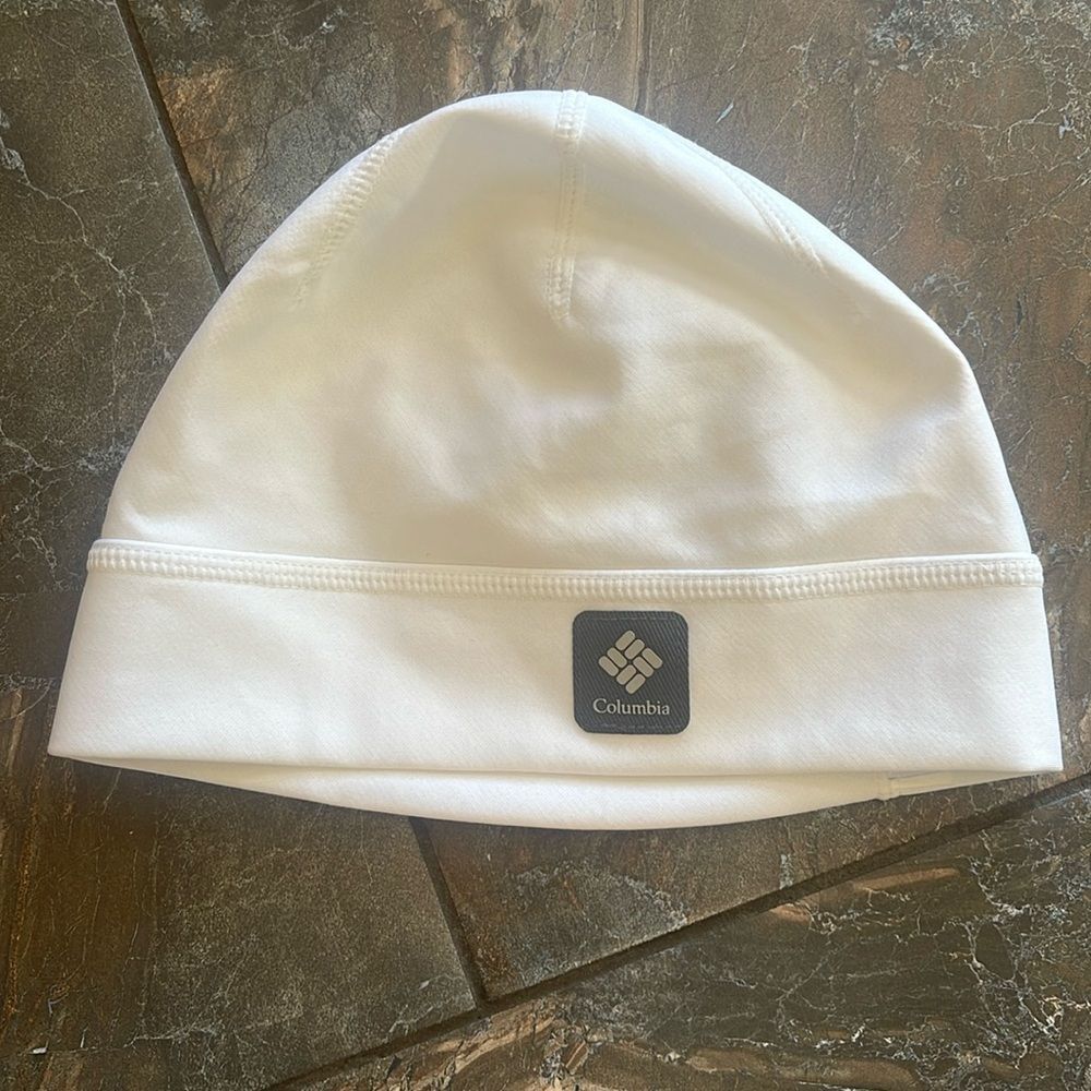 Columbia Women’s breast cancer w/ Thermal Reflective Skull Cap & Poneytail slot.